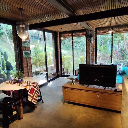 Bed and Breakfast S'Ekar Pinang Langkawi Пантай-Сенанг Экстерьер фото